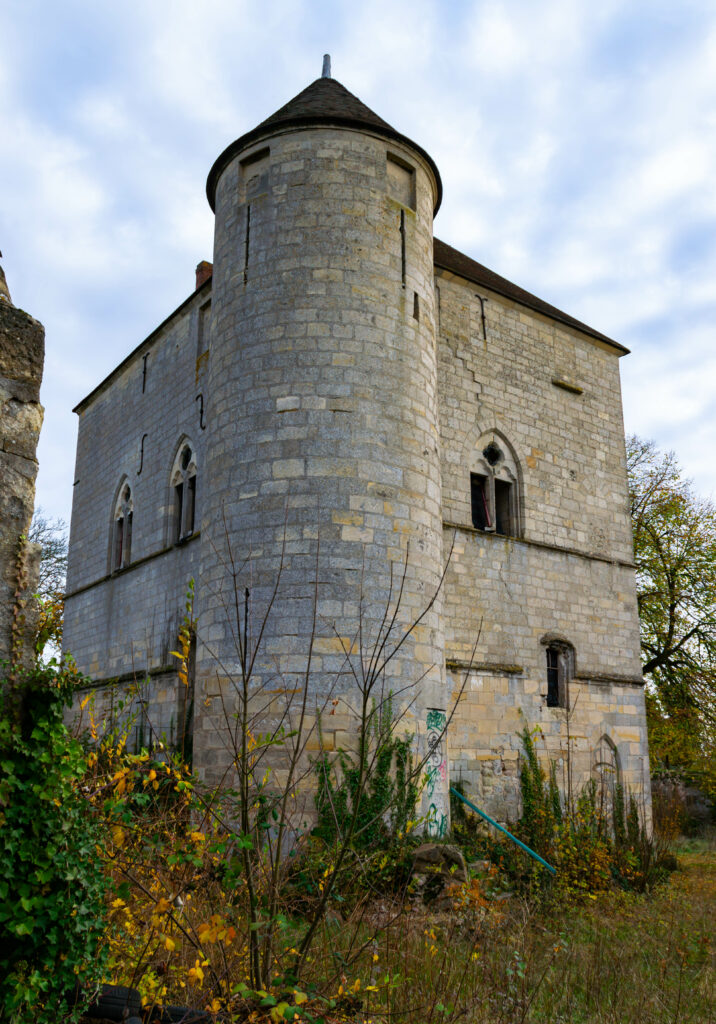 Pigeonnier Forteresse de Morancy Boran Sur Oise